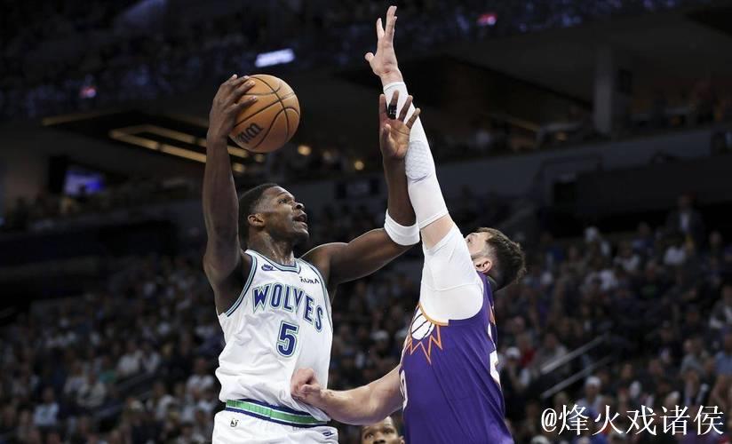 兰德尔压哨绝杀森林狼险胜太阳 开拓者胜老鹰